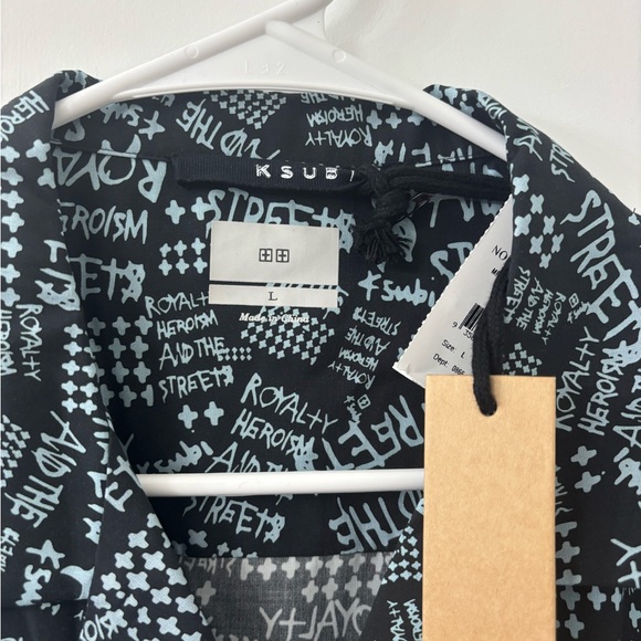 KSUBI
Heroism text-print tencel shirt - Picture 6 of 10